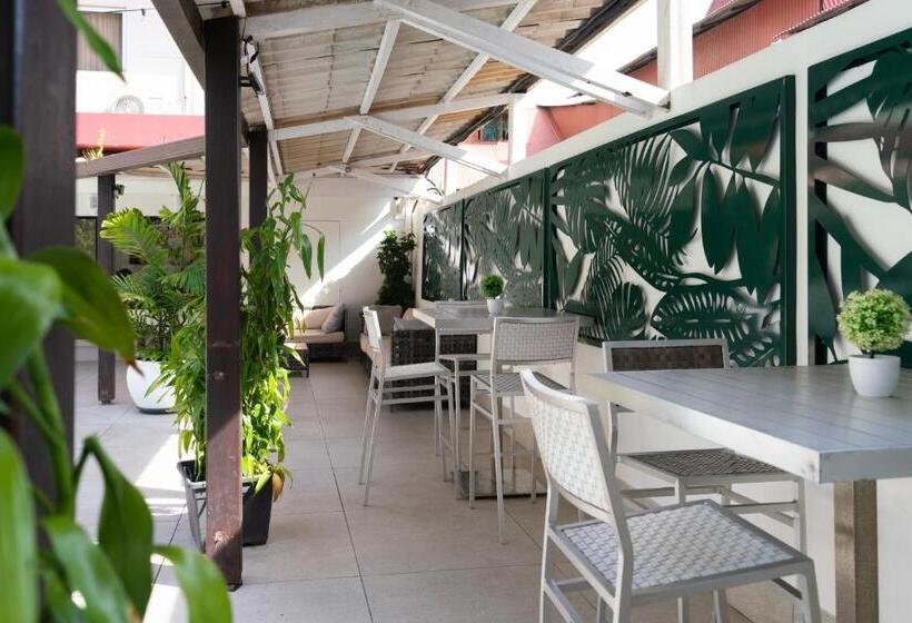 هتل Ibis Styles Cayenne Centre Amazonia