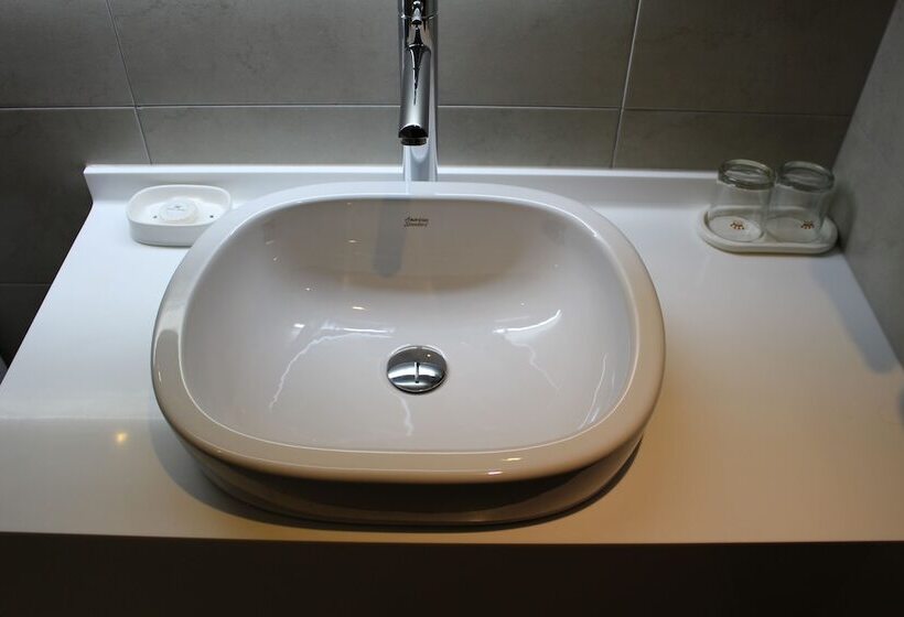Fotos del hotel Crown Insadong:  15