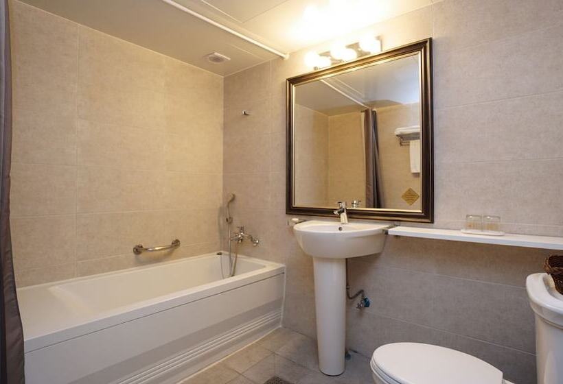 Fotos del hotel Crown Insadong:  13