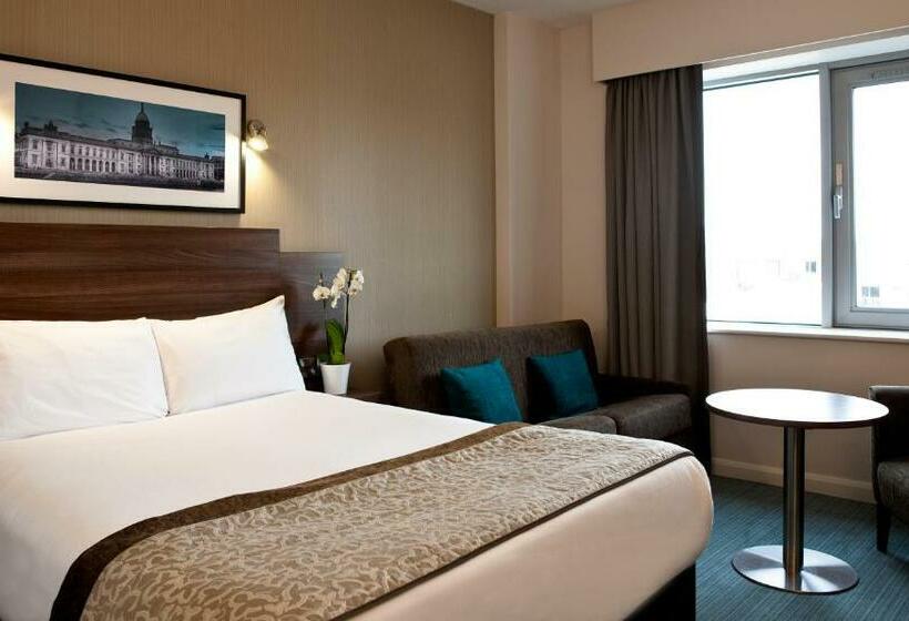 هتل Jurys Inn Dublin Parnell Street