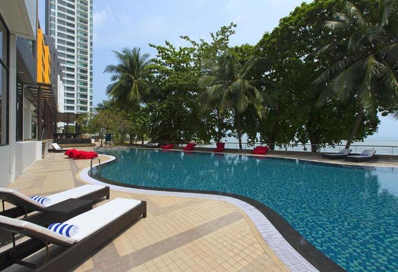 酒店 Mercure Penang Beach