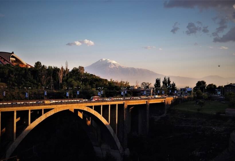 هتل Olympia Garden