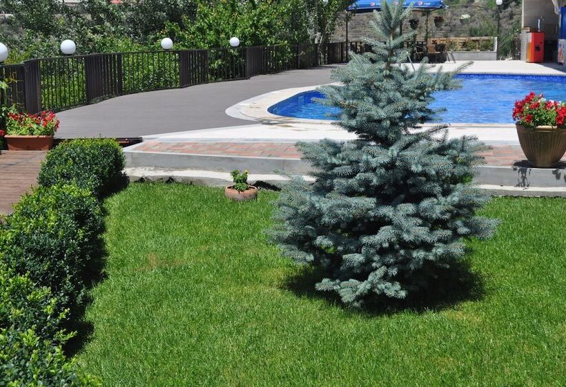 هتل Olympia Garden