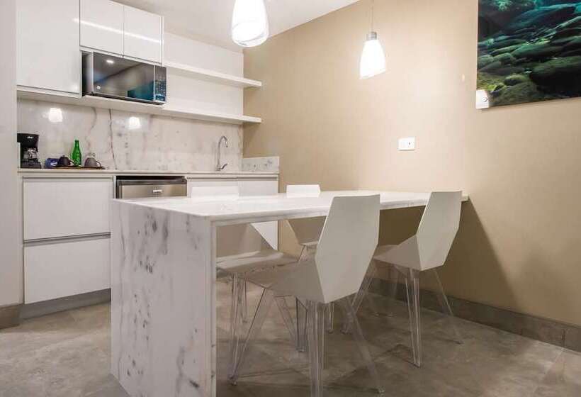 هتل Oro Verde Manta