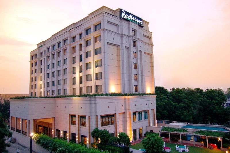 Fotos del hotel Radisson Hotel Varanasi:  2