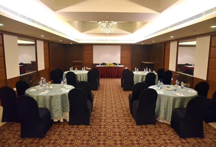 Fotos del hotel Radisson Hotel Varanasi:  23