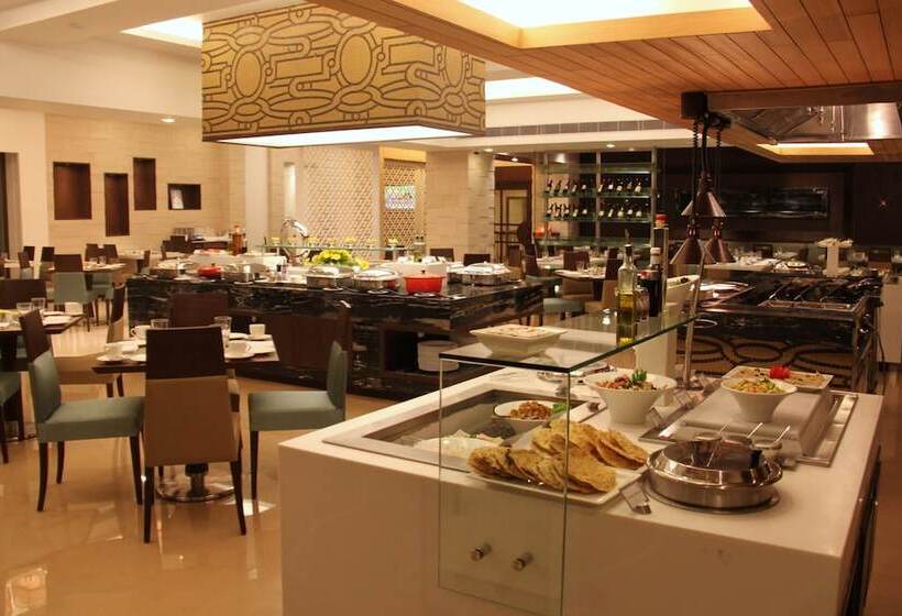 Fotos del hotel Radisson Hotel Varanasi:  17