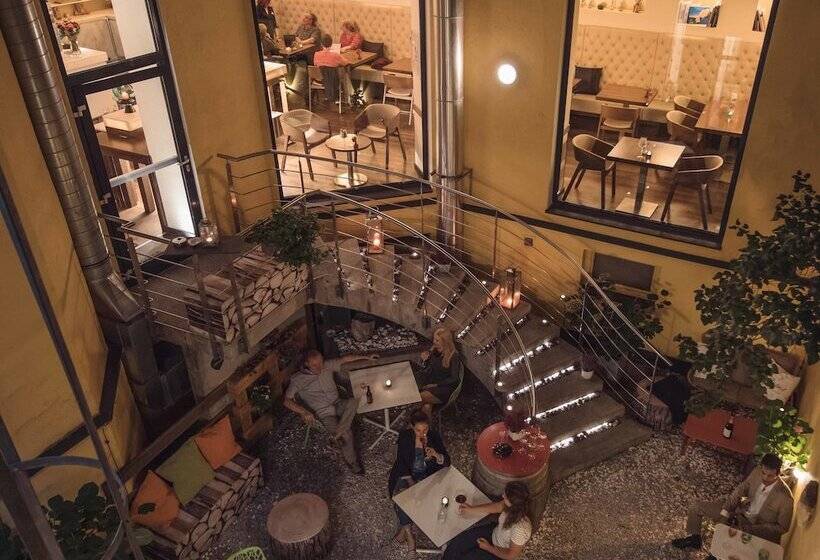 Fotos del hotel Rathaus - Wein & Design:  11