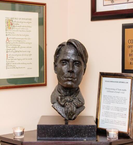 בית מלון כפרי The Yeats County Inn