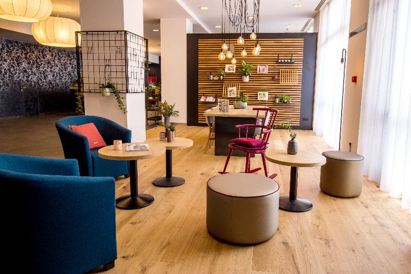 هتل Vienna House Easy By Wyndham Bucharest Airport