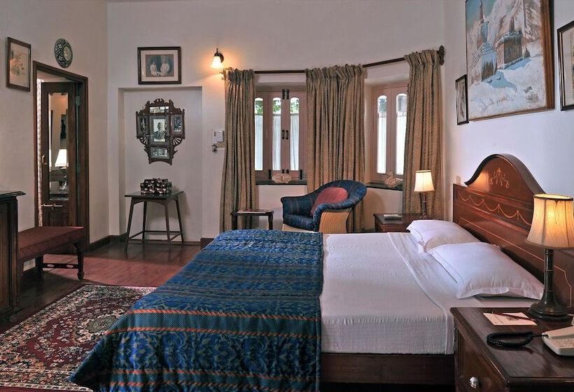 فندق Welcomheritage Connaught House