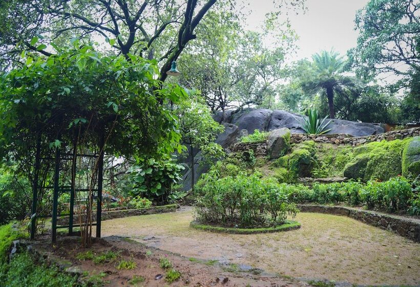 فندق Welcomheritage Connaught House