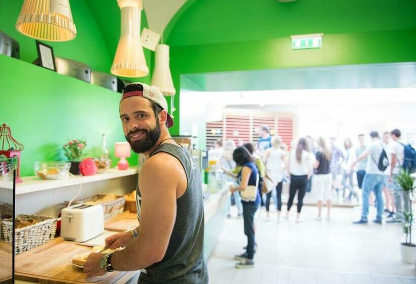 ホテル Wombat S City Hostel Budapest
