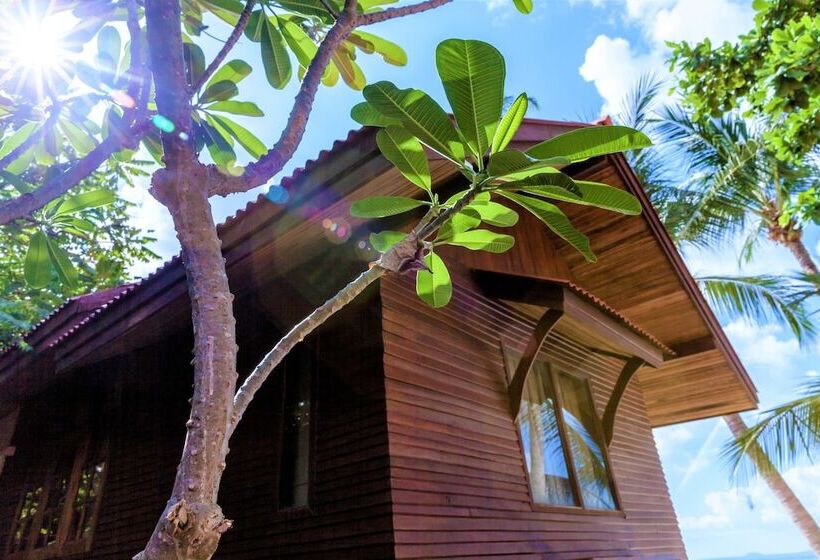 هتل Bangrak Pier Bungalow