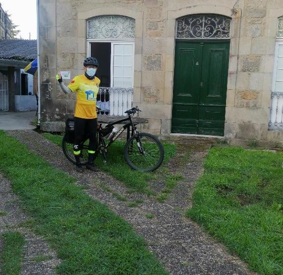 هاستل Pensión Alecer