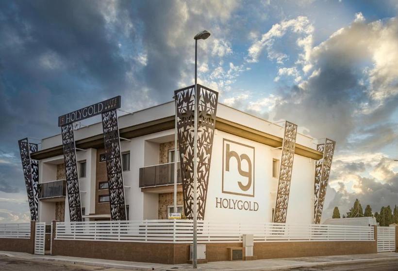 تختخواب و صبحانه Holygold Suite