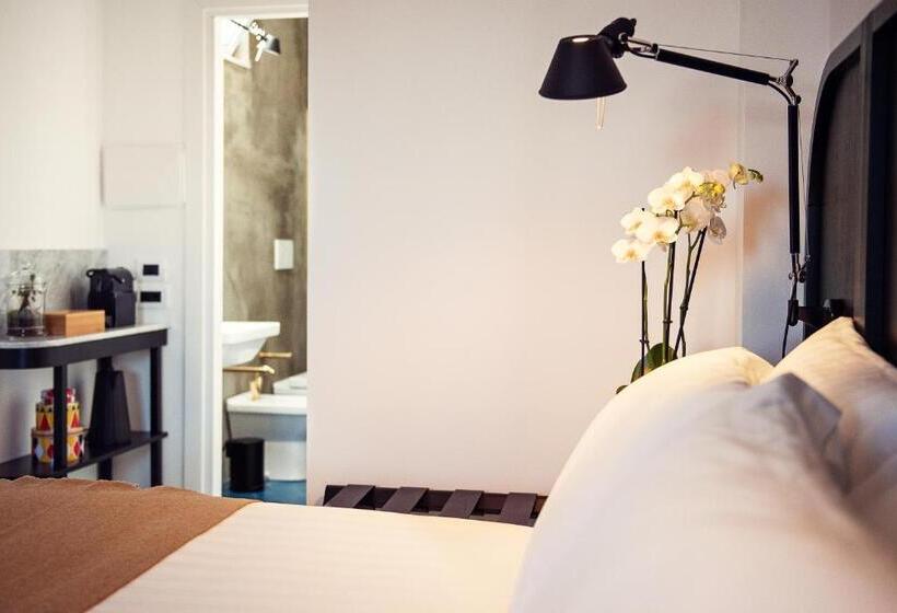 تختخواب و صبحانه Magnolia Boutique Rooms