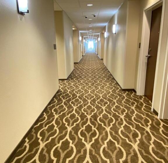 هتل Comfort Suites Midland West