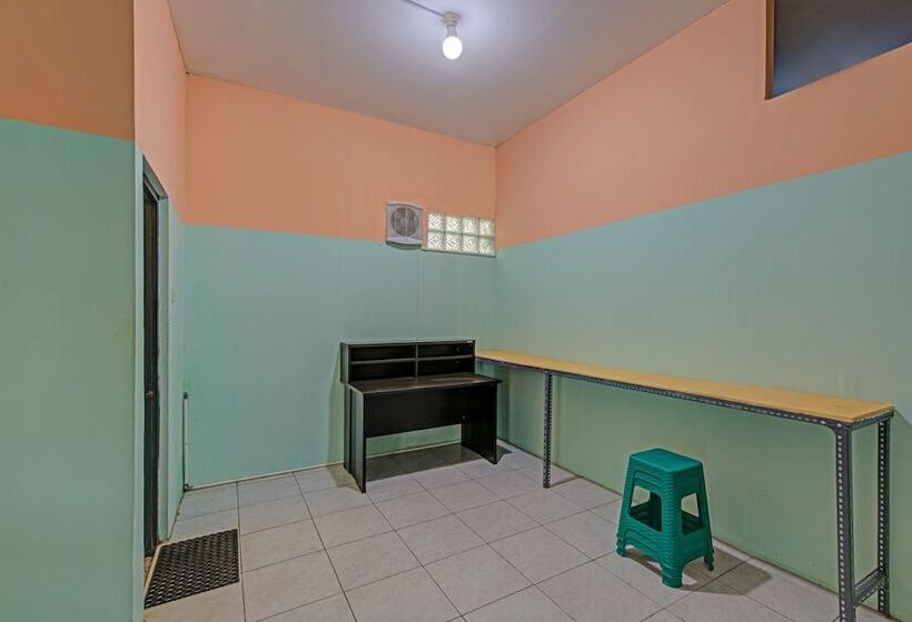 هتل Oyo 3841 Wisma 25