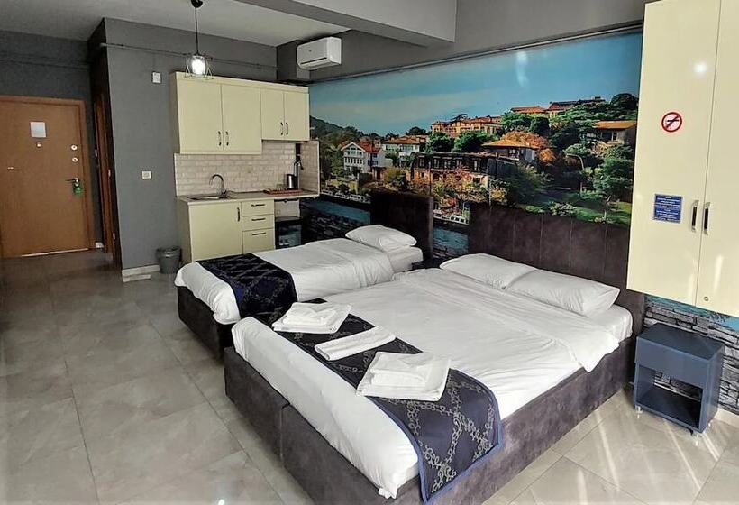 Fotos del hotel Mini Suite Otel:  2