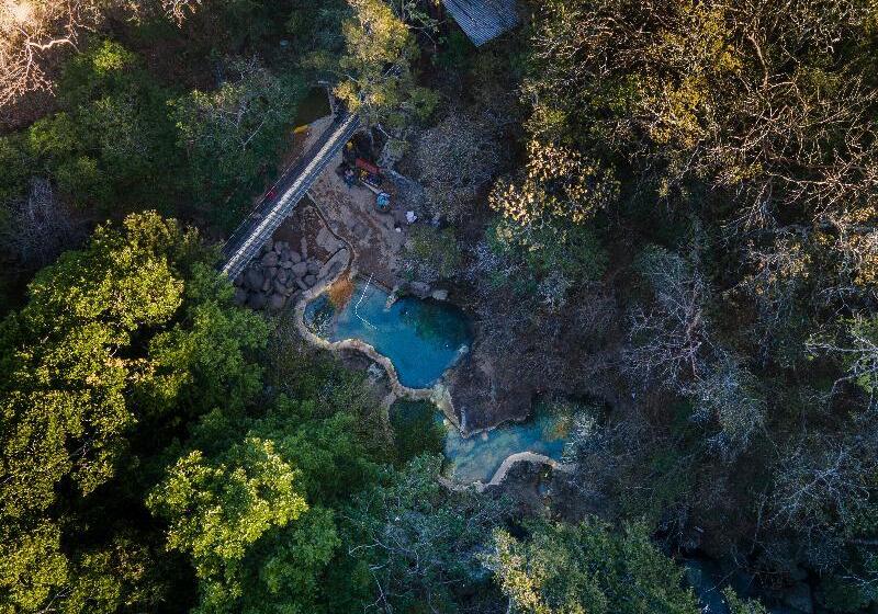 هتل Hacienda Guachipelin