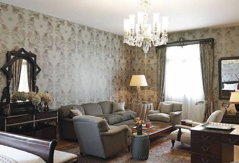 هتل Albergo
