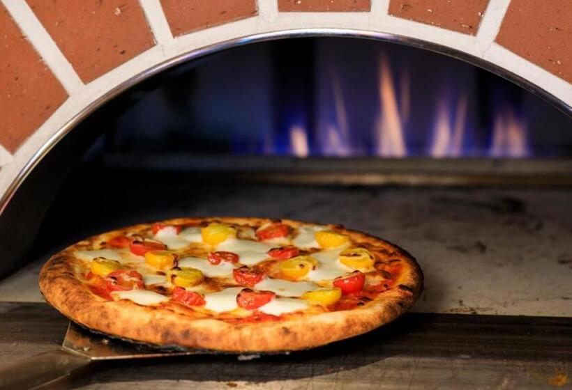 هتل Atami Korakuen