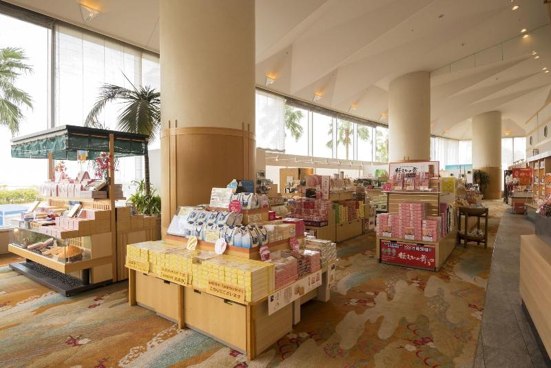 هتل Atami Korakuen