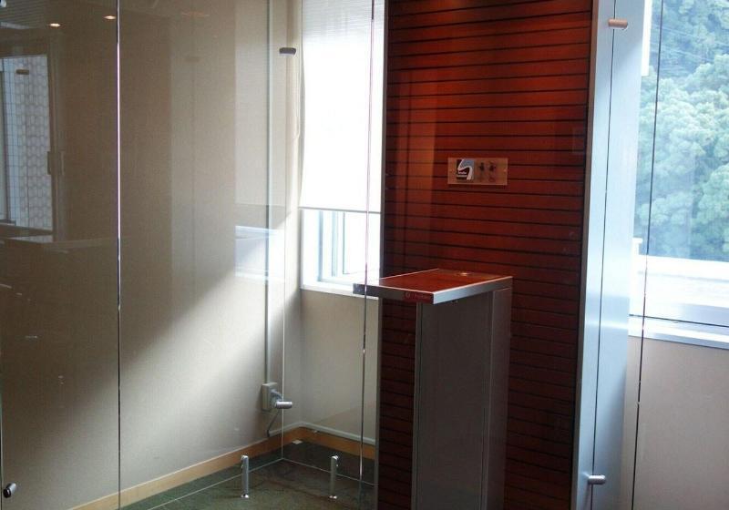 هتل Atami Korakuen