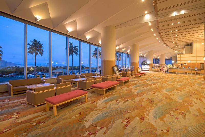 هتل Atami Korakuen