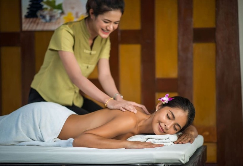هتل Baan Yin Dee Boutique Resort Phuket   Sha Plus