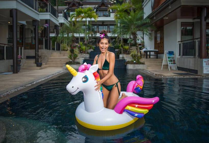هتل Baan Yin Dee Boutique Resort Phuket   Sha Plus