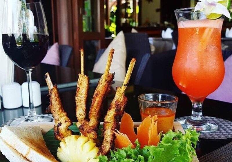 هتل Baan Yin Dee Boutique Resort Phuket   Sha Plus