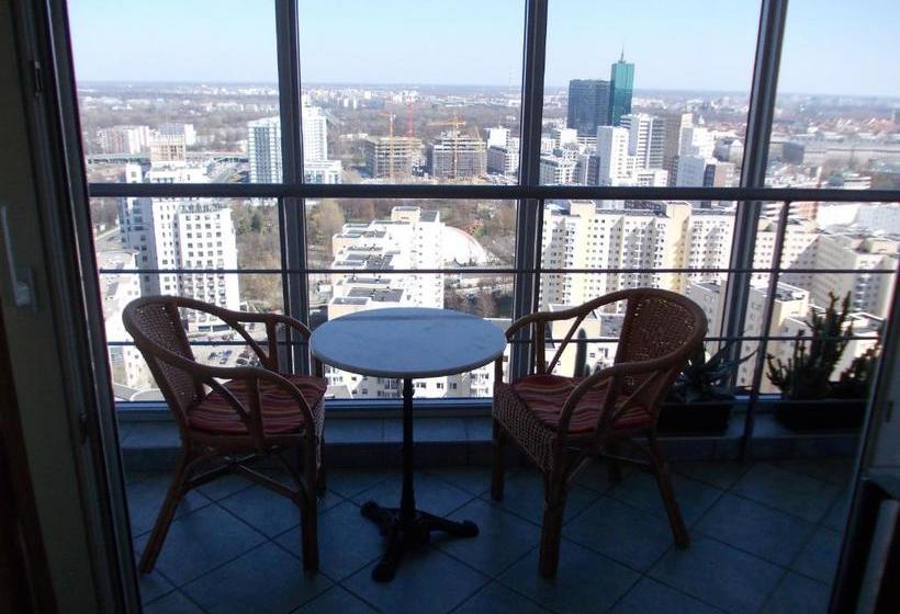 هتل Babka Wieżowiec Noclegi