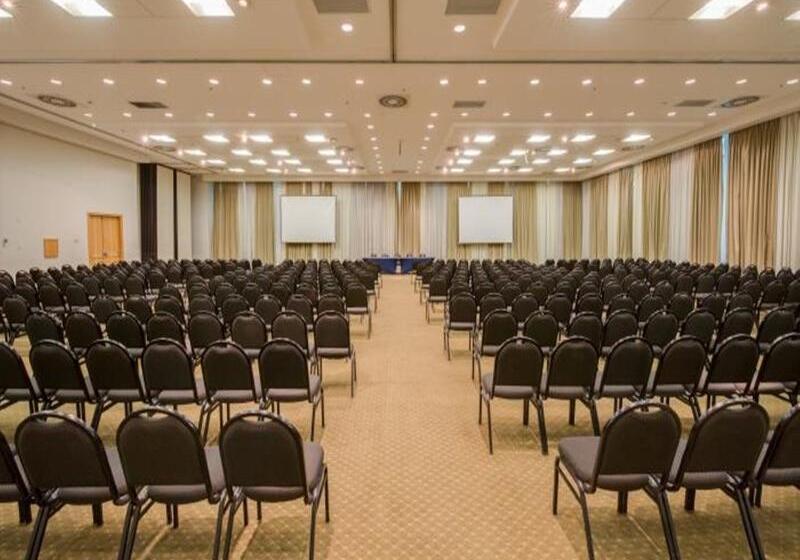 Отель Blue Tree Premium Morumbi