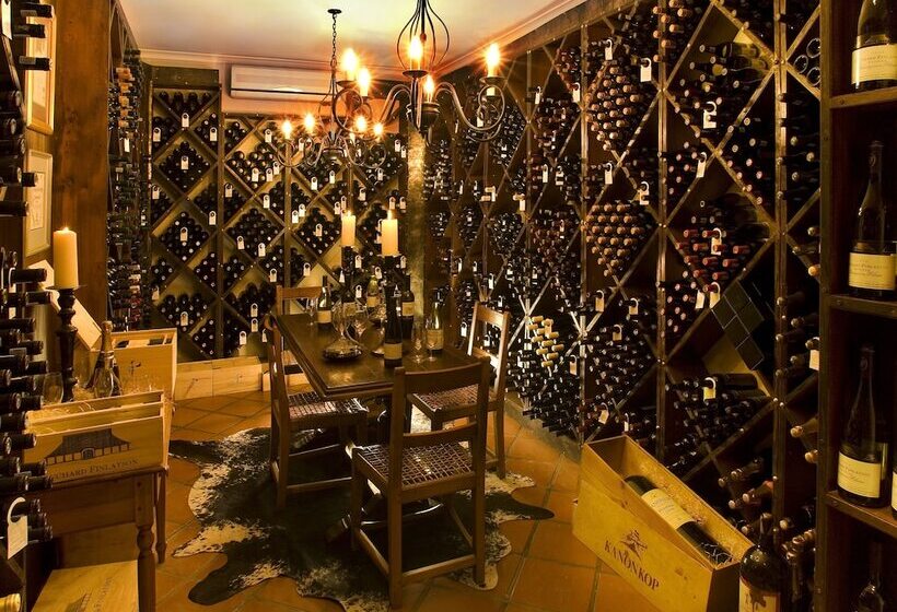 בית מלון כפרי Bushmans Kloof Wilderness Reserve And Wellness Retreat