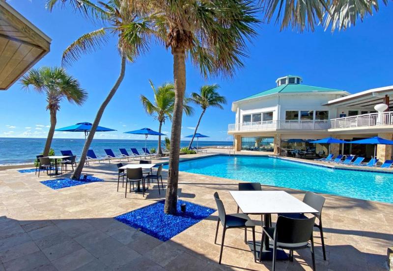 هتل Divi Carina Bay All Inclusive Beach Resort & Casino