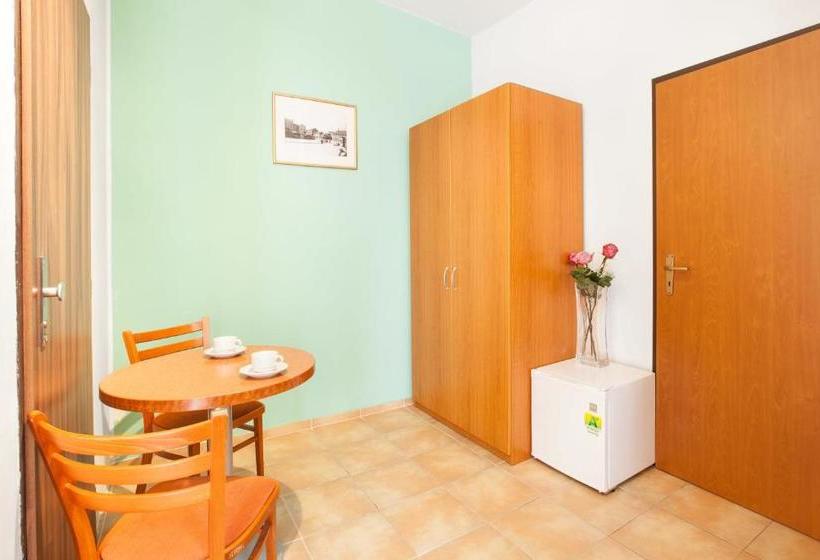 Fotos del hotel Apartment House Zizkov:  10