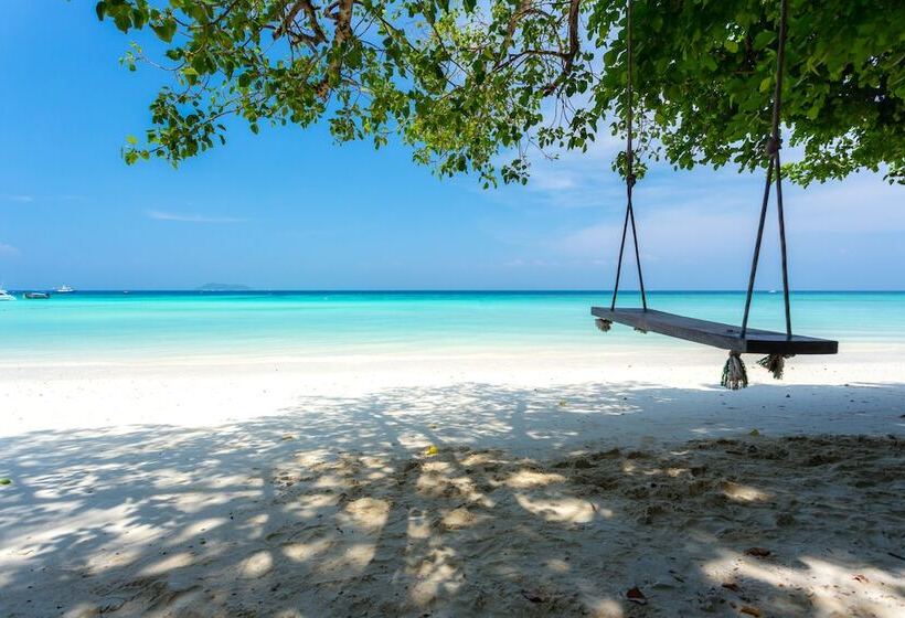 Отель Phi Phi Holiday Resort