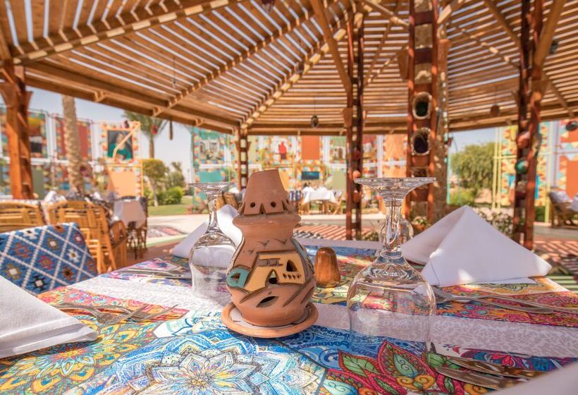 Hurghada Long Beach Resort