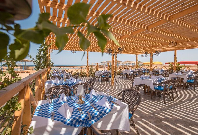 Hurghada Long Beach Resort