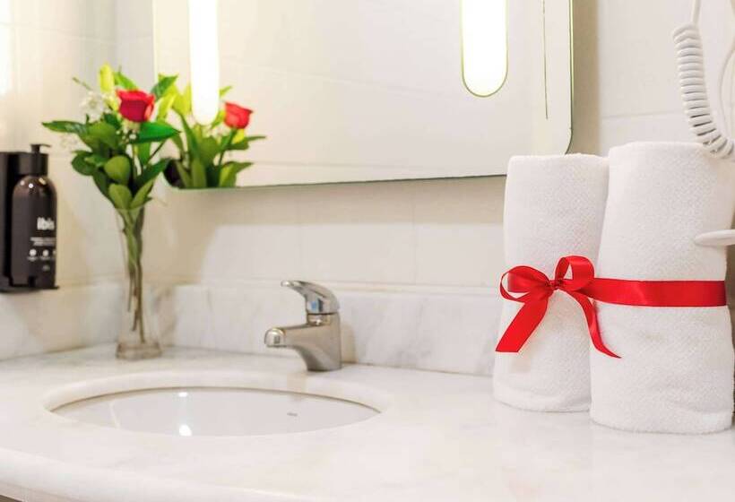 هتل Ibis Joinville