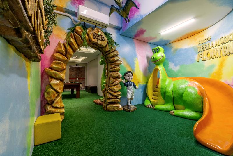 ホテル Laghetto Siena Gramado