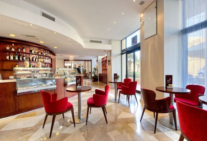 Fotos del hotel Marina  Corinthia Beach Resort Malta:  3