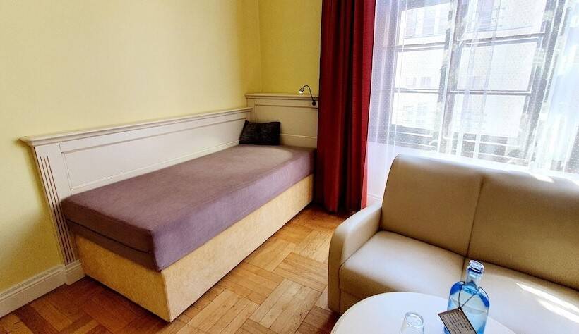 Fotos del hotel Metamorphis:  25