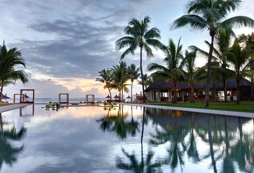 هتل Outrigger Mauritius Beach Resort