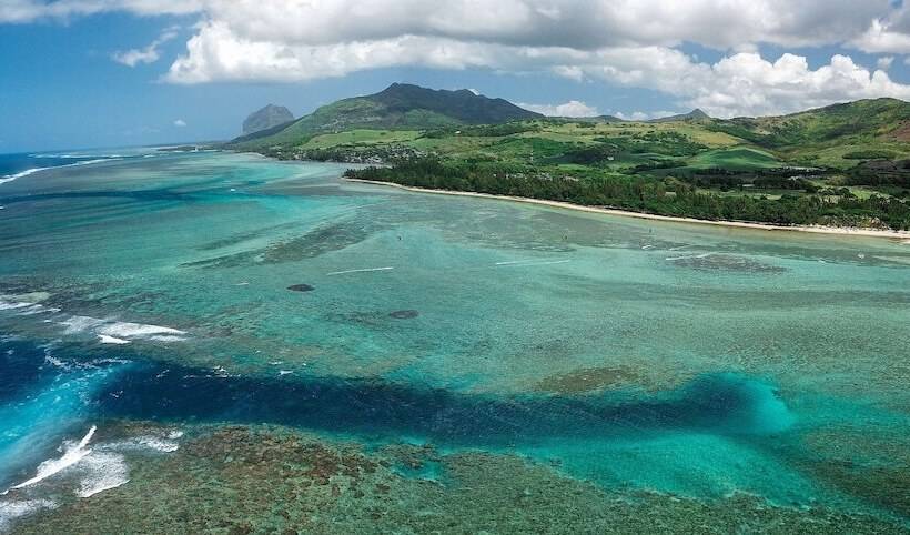 هتل Outrigger Mauritius Beach Resort