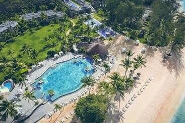 هتل Outrigger Mauritius Beach Resort