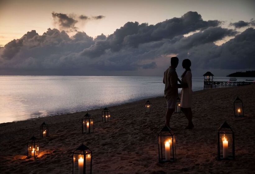 هتل Outrigger Mauritius Beach Resort