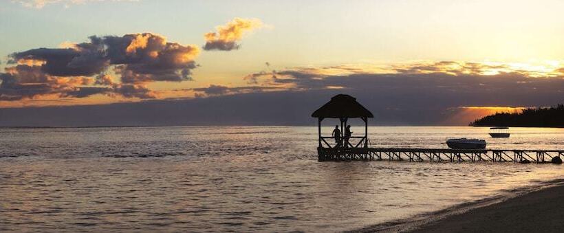 هتل Outrigger Mauritius Beach Resort